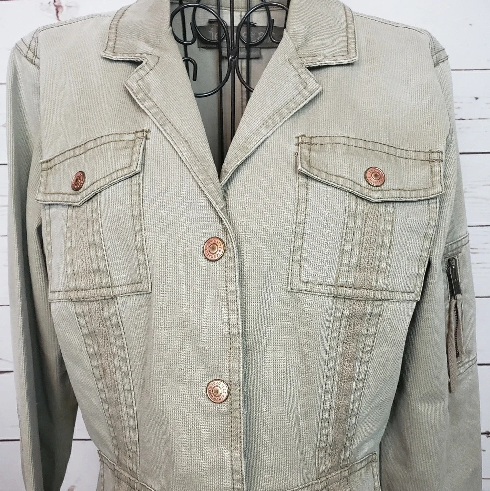Jeanstar Denim Jacket with Snap Front & Pockets - Picture 3 of 8